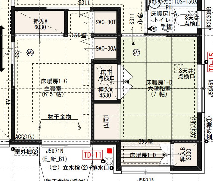 部屋と部屋との間に収納を挟む