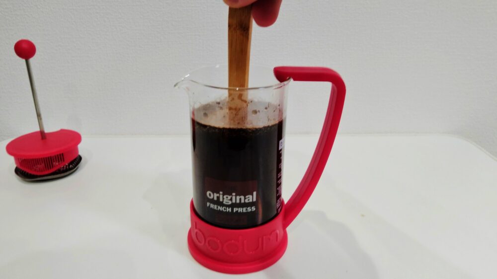 「BODUM」のフレンチプレスコーヒーメーカー 使い方3