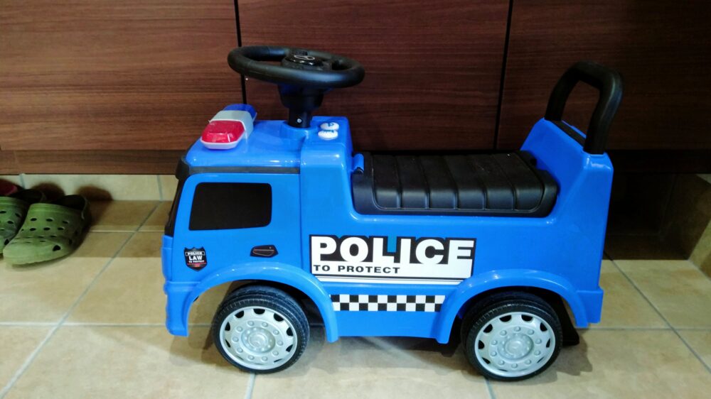 police car　benz